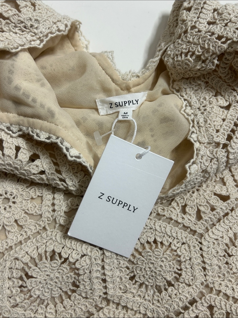 NWT (size M) Z Supply RAQUEL LACE CROPPED TOP - Picture 5 of 7